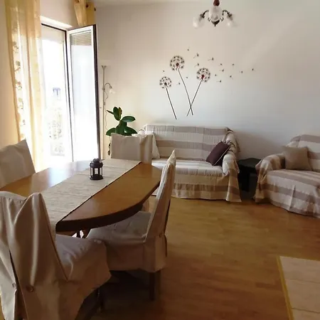 Two-bedroom In Vi